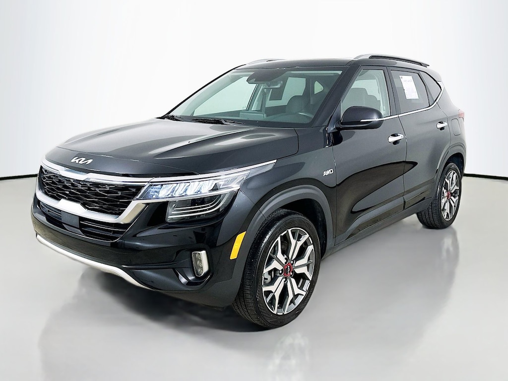 Used 2023 Kia Seltos SX SUV
