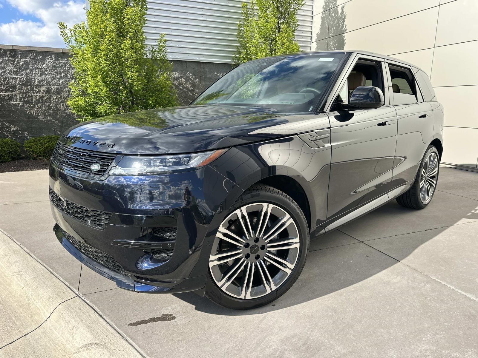2026 Land Rover Range Rover Sport P400 MHEV Dynamic SE's photo