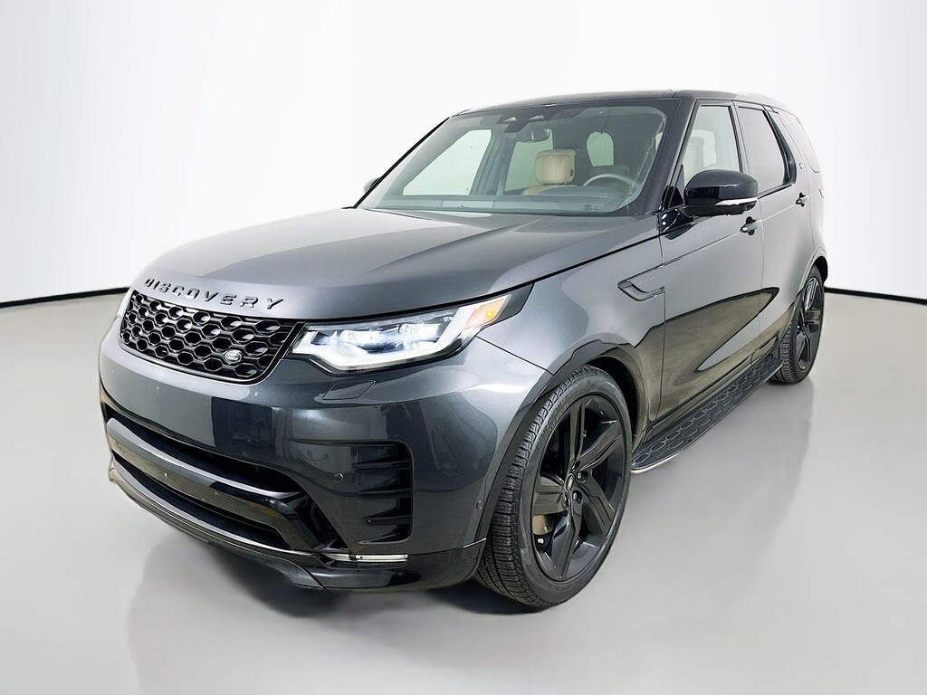 Used 2025 Land Rover Discovery Dynamic SE SUV