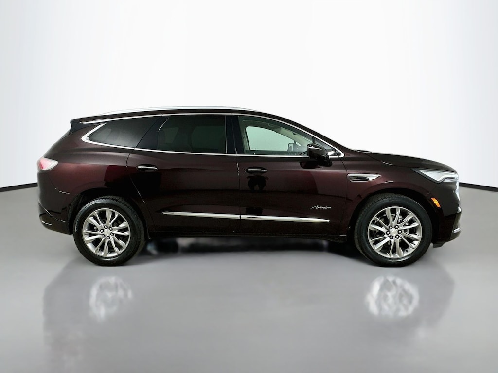 Used 2022 Buick Enclave Avenir SUV
