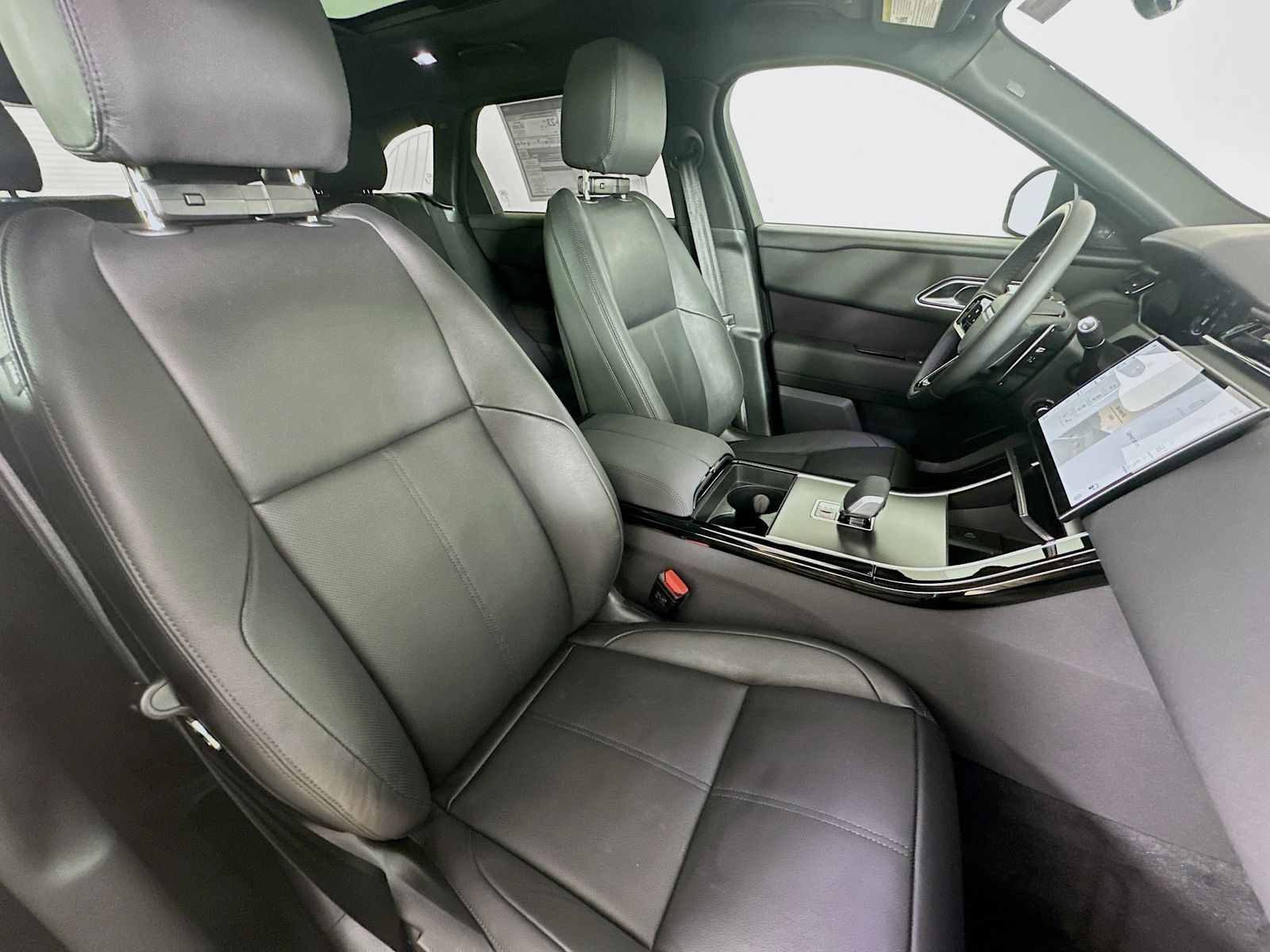 2026 Land Rover Range Rover Velar Dynamic SE - Photo 48