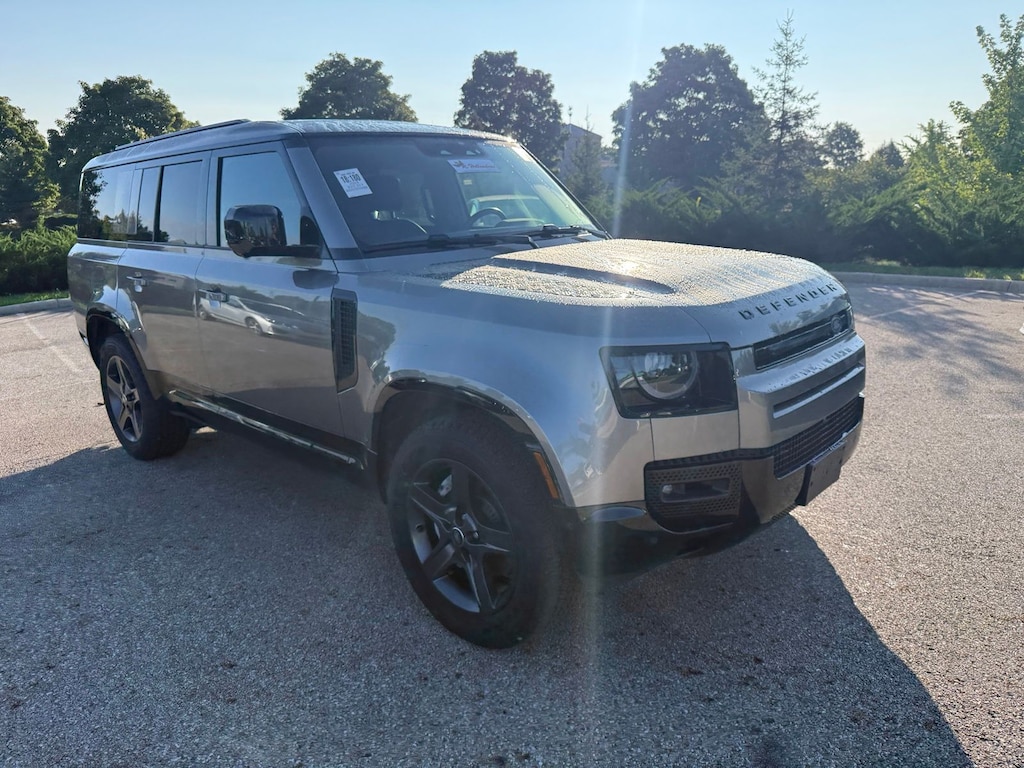 Used 2024 Land Rover Defender 130 X-Dynamic SE SUV