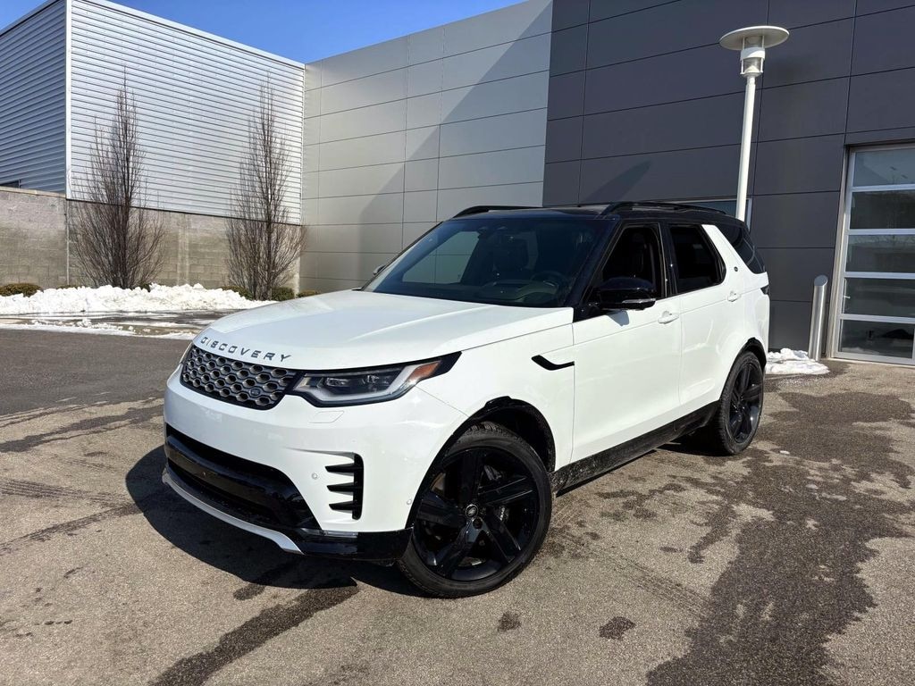 Certified 2025 Land Rover Discovery Metropolitan Edition SUV