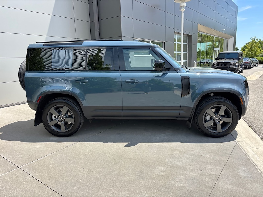 Used 2025 Land Rover Defender 110 S SUV