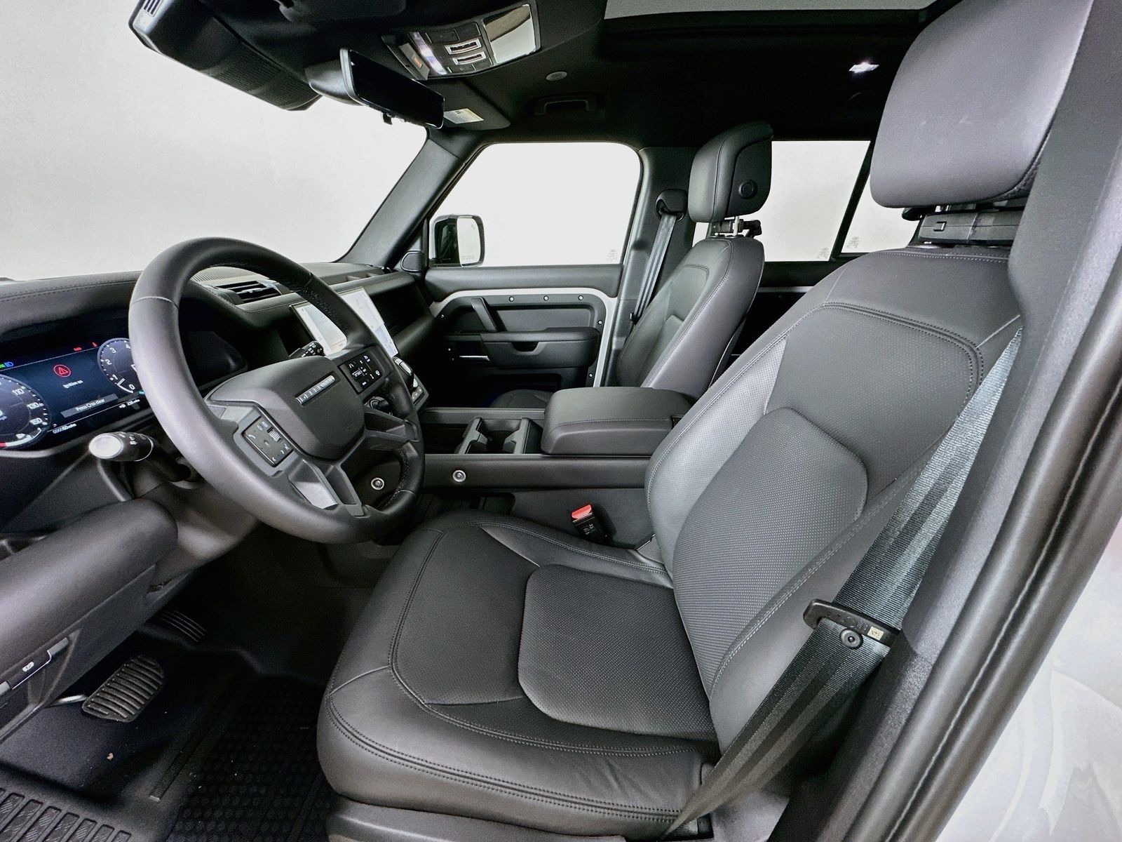 2026 Land Rover Defender X-Dynamic SE - Photo 33