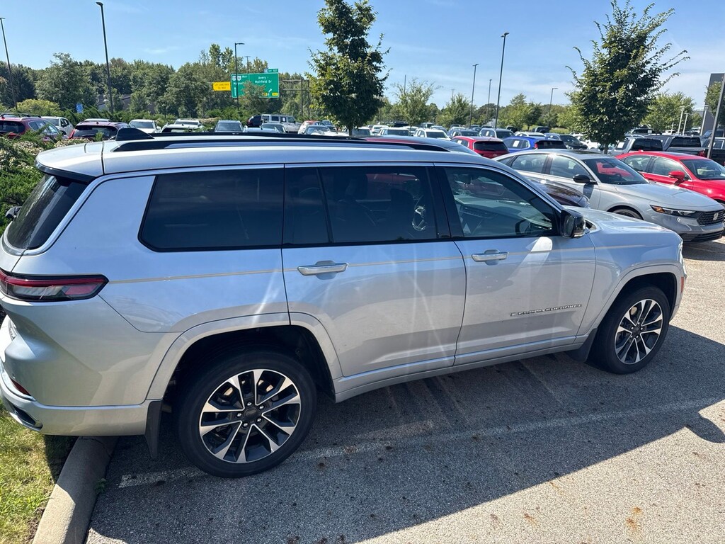 Used 2023 Jeep Grand Cherokee L Overland SUV