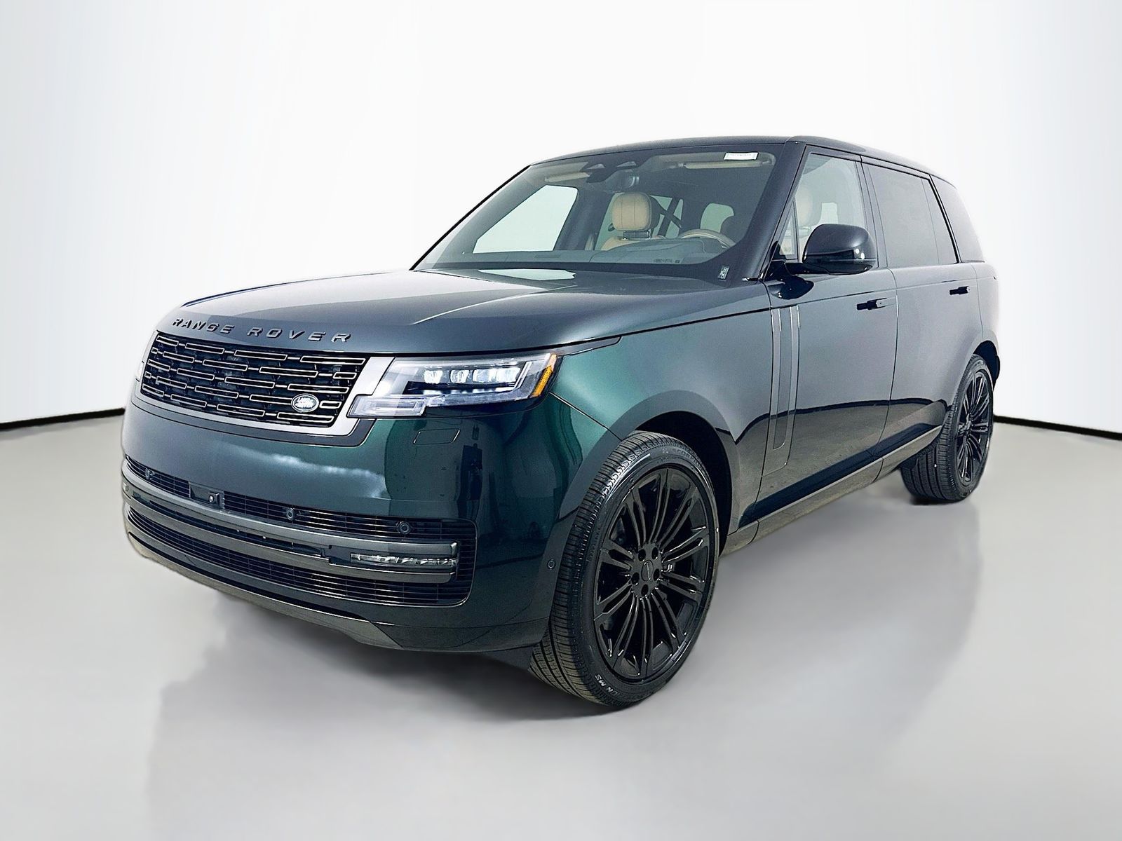 2026 Land Rover Range Rover 4.4 SE LWB 7's photo