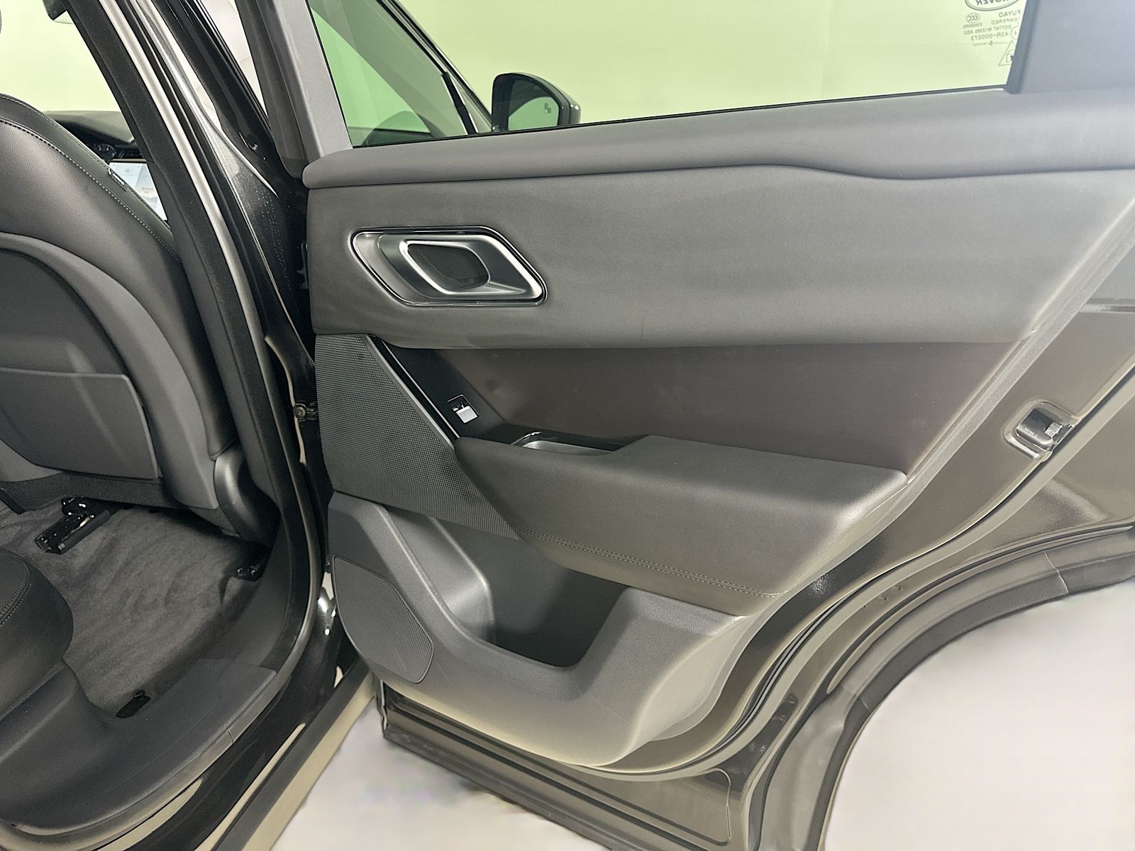 2026 Land Rover Range Rover Velar Dynamic SE - Photo 44