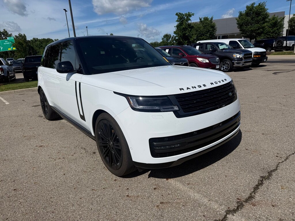 Used 2024 Land Rover Range Rover SE SUV