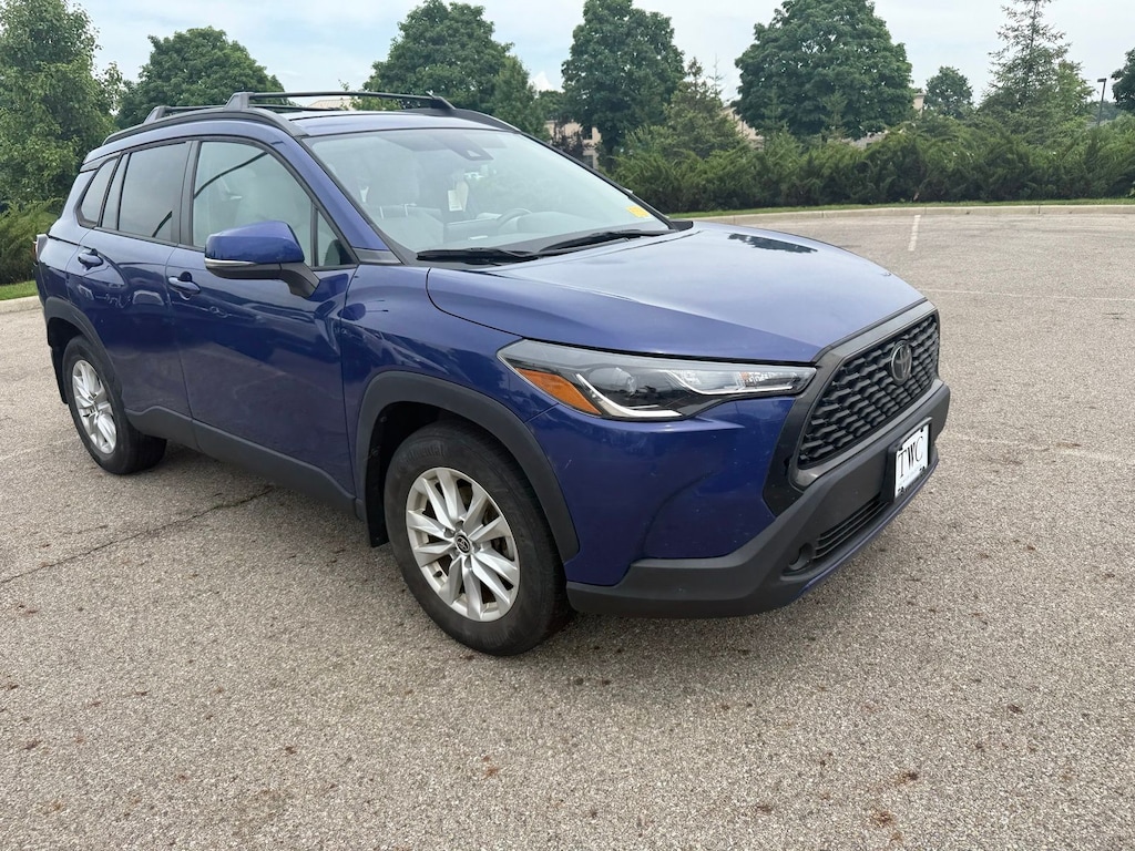Used 2022 Toyota Corolla Cross LE SUV