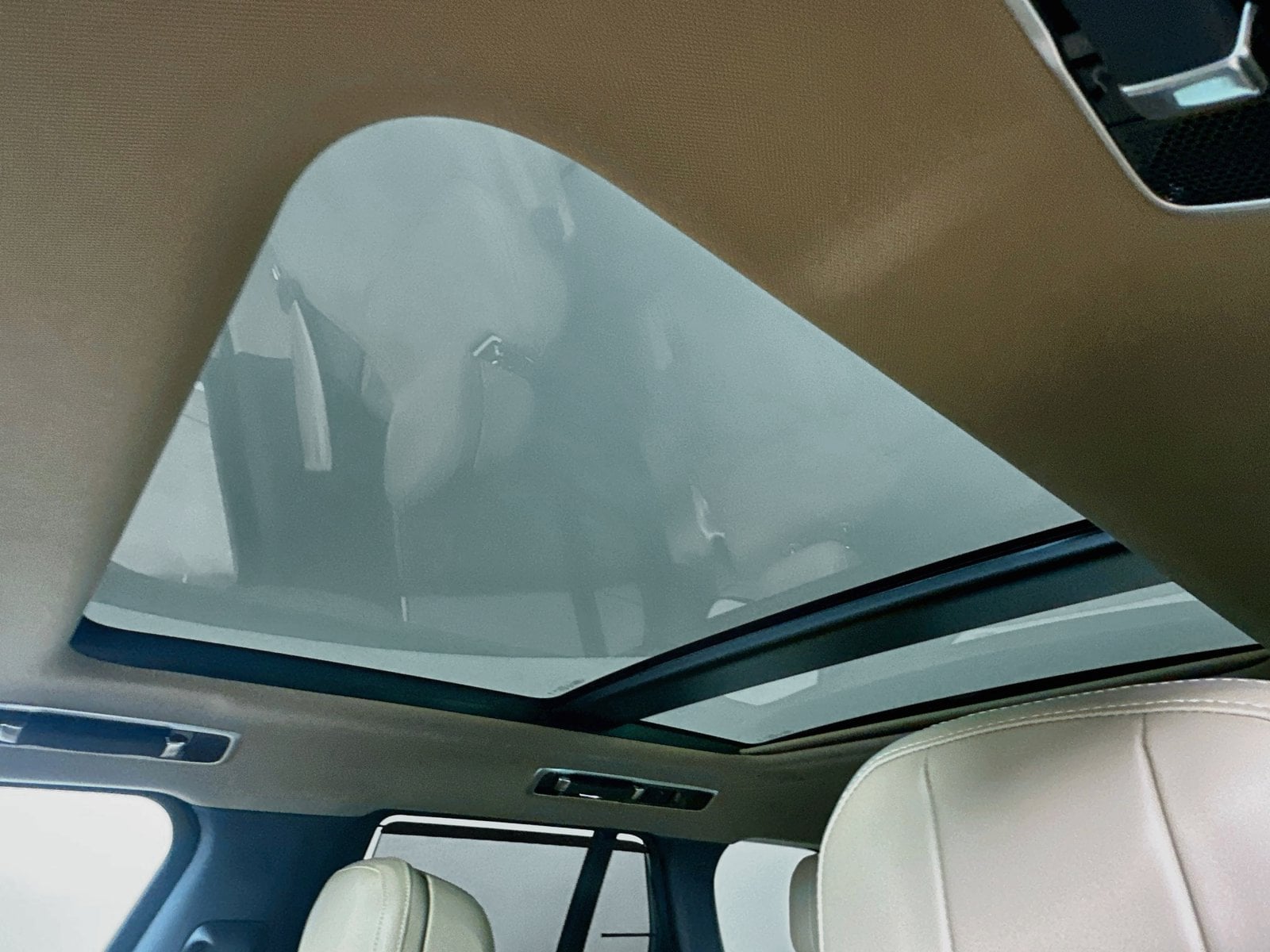 2026 Land Rover Range Rover SE - Photo 30