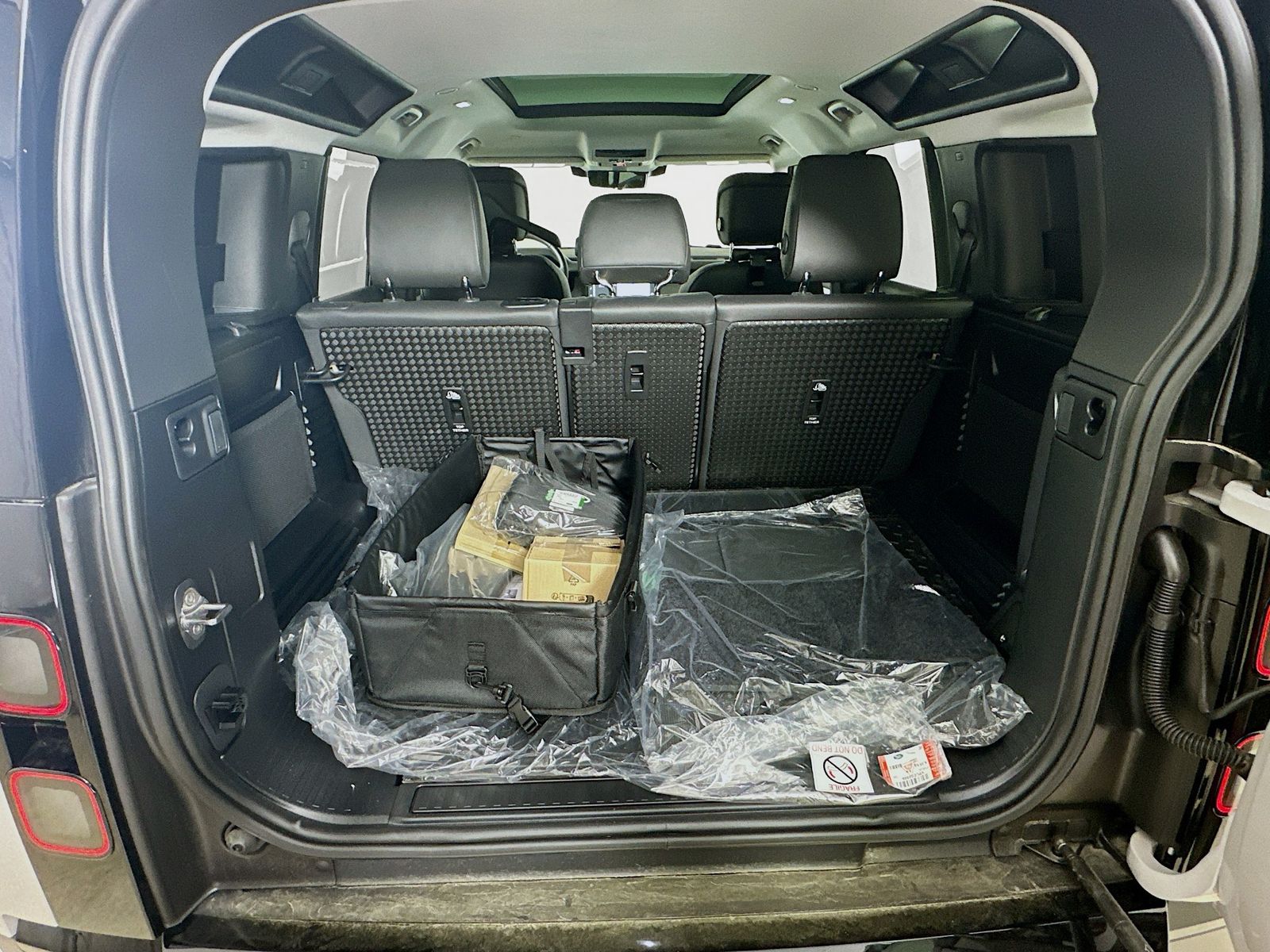 2026 Land Rover Defender S - Photo 40