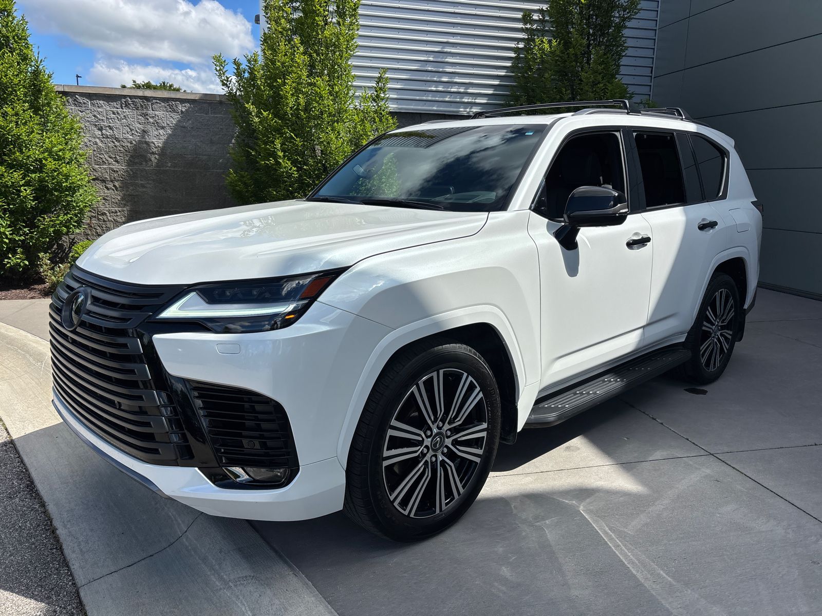 2024 Lexus LX 600 600 Luxury's photo