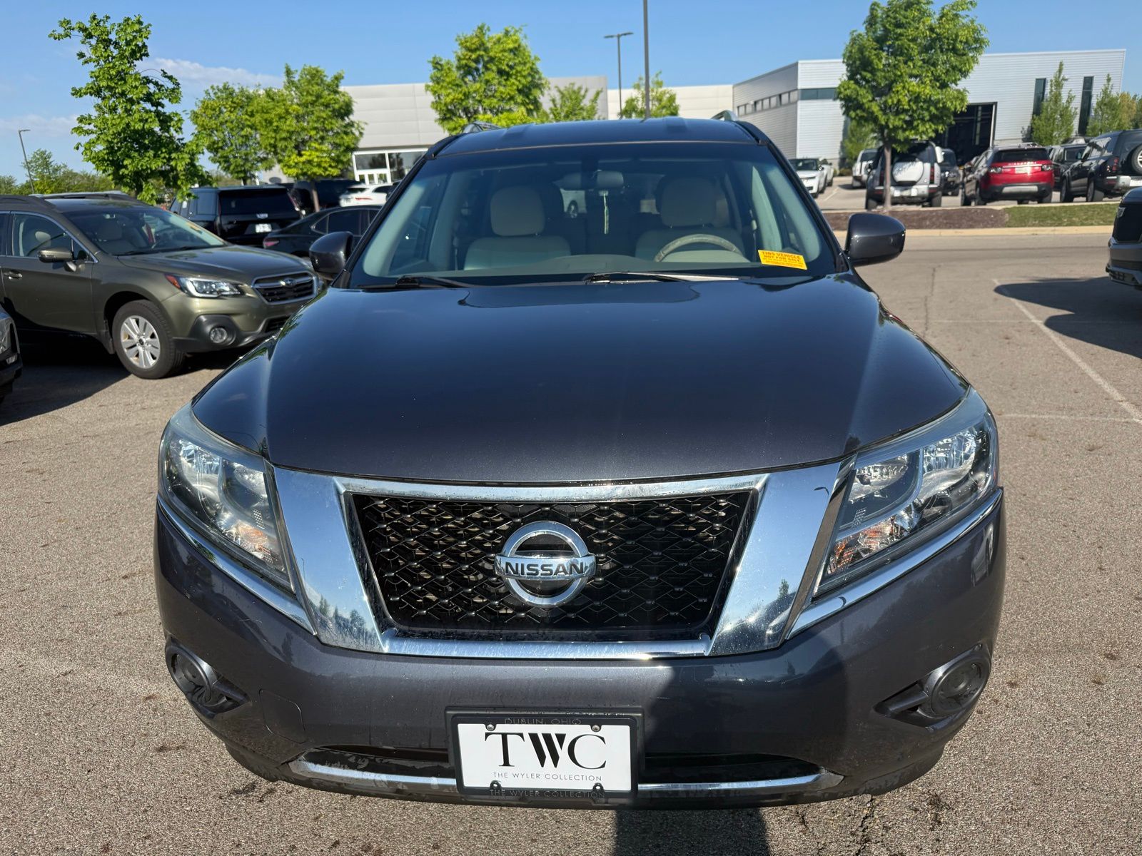 Used 2014 Nissan Pathfinder SV with VIN 5N1AR2MM7EC611048 for sale in Dublin, OH