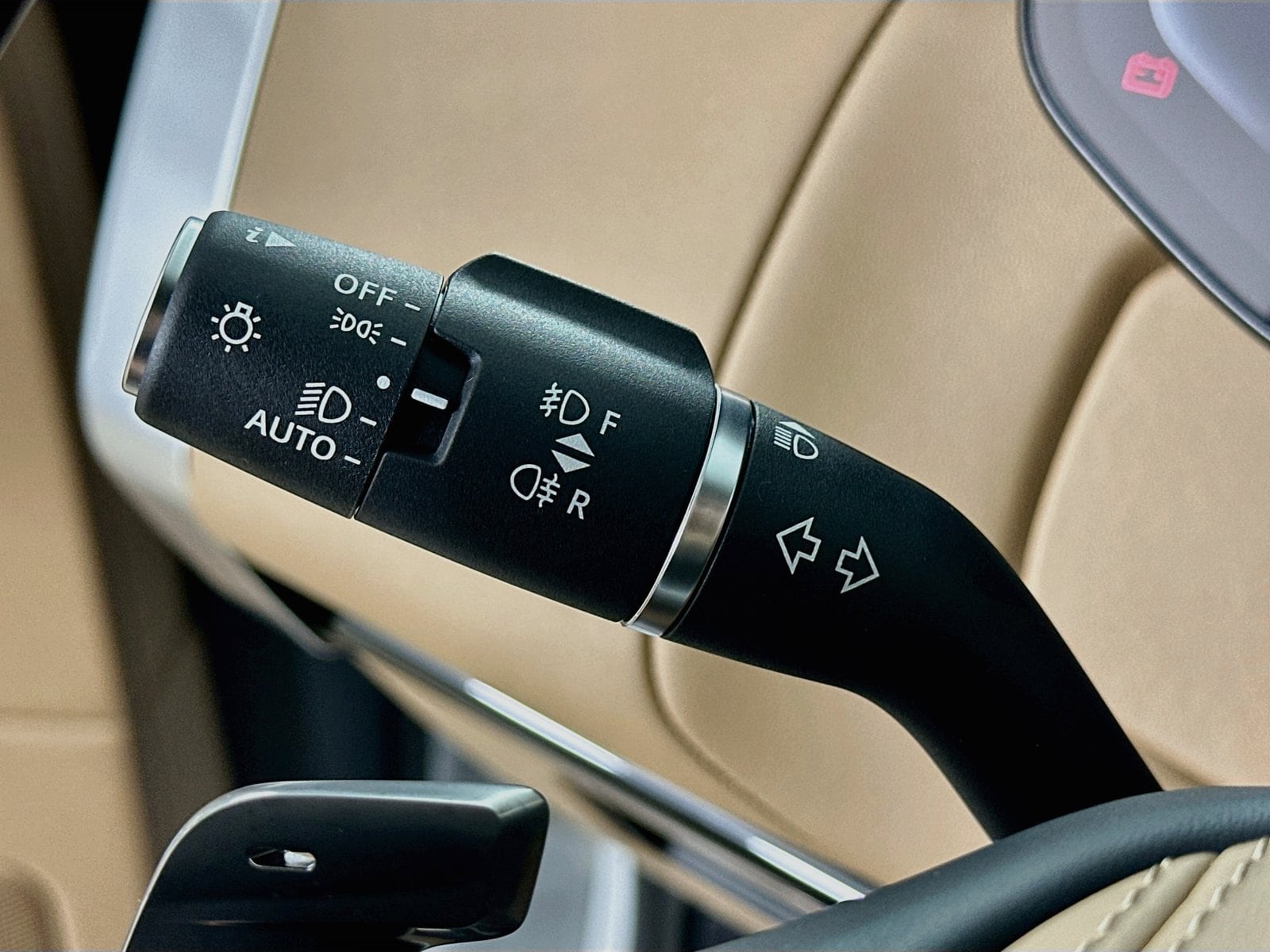 2026 Land Rover Range Rover SE - Photo 20