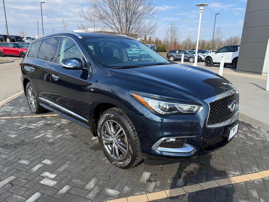 2019 INFINITI QX60 LUXE
