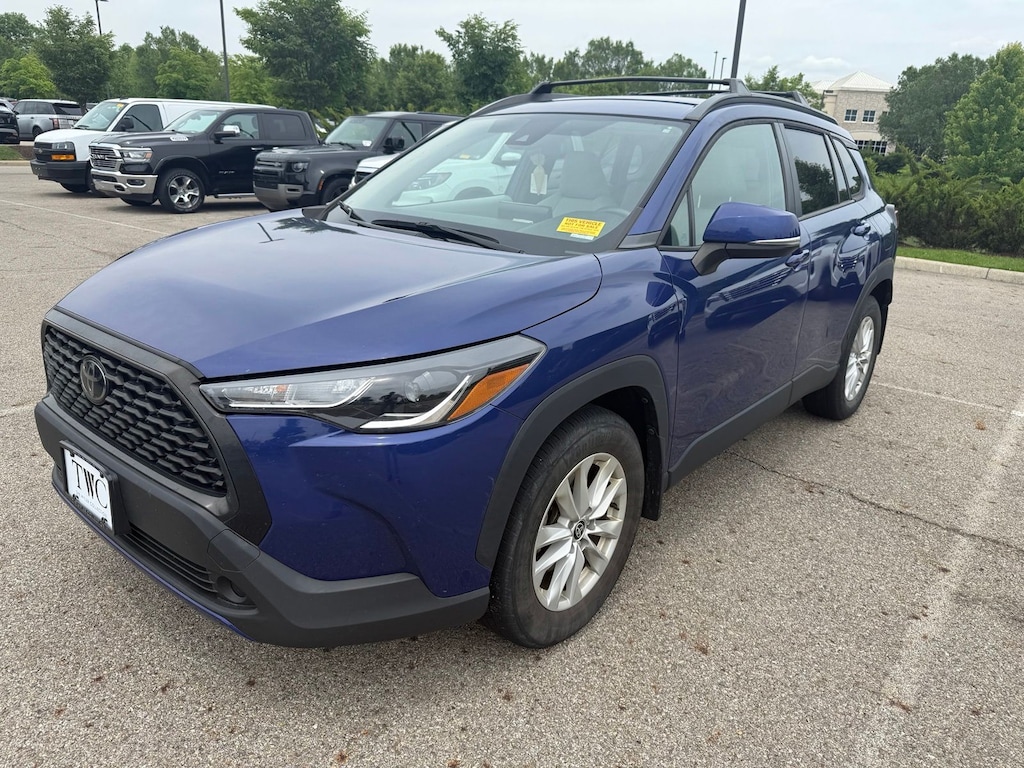 Used 2022 Toyota Corolla Cross LE SUV