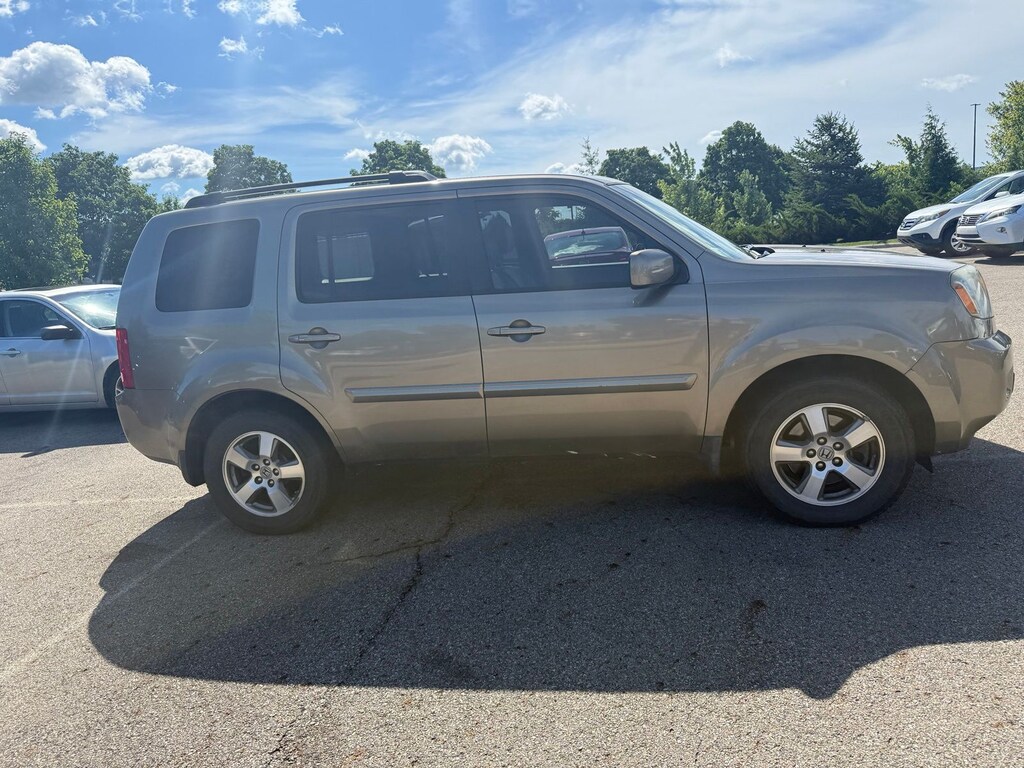 Used 2010 Honda Pilot EX-L SUV