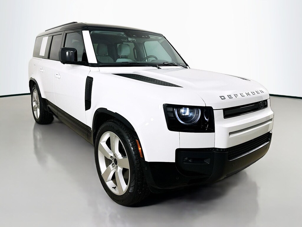 Used 2026 Land Rover Defender 130 X-Dynamic SE SUV