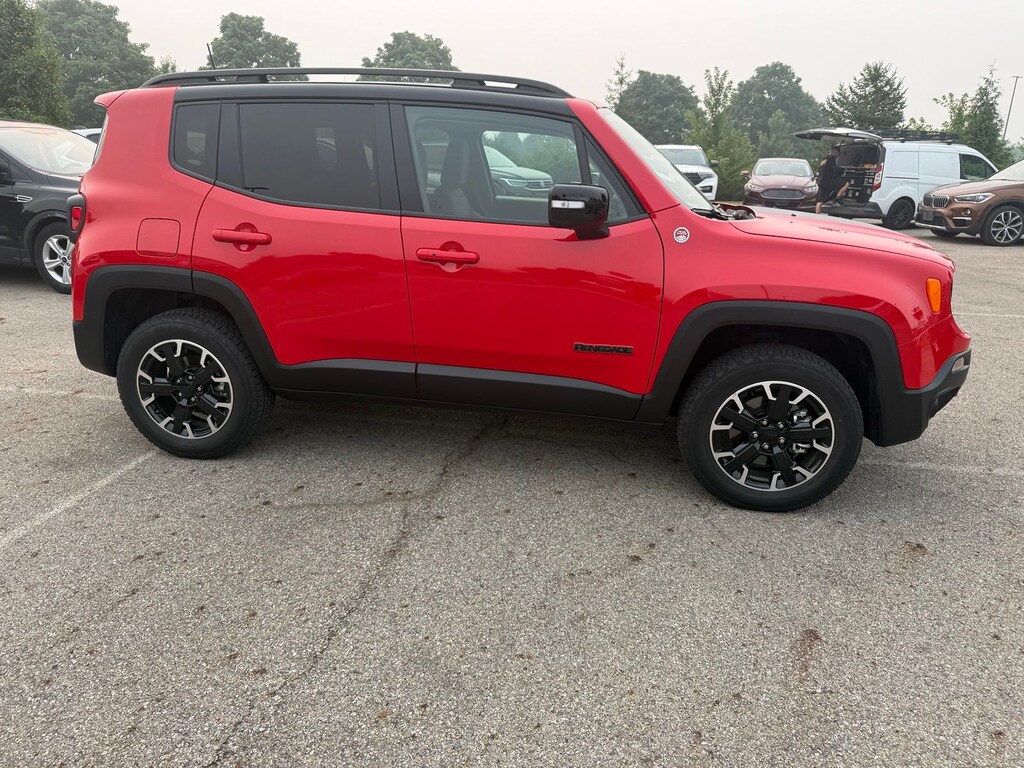 Used 2023 Jeep Renegade Trailhawk SUV