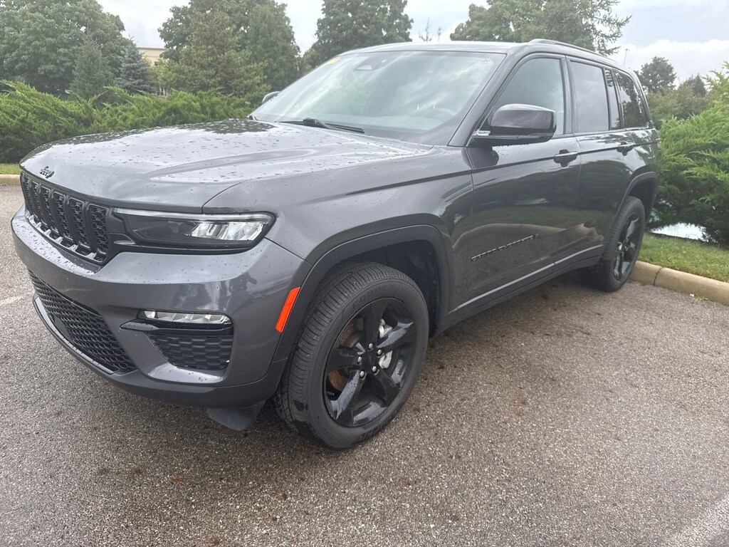 Used 2024 Jeep Grand Cherokee Limited SUV