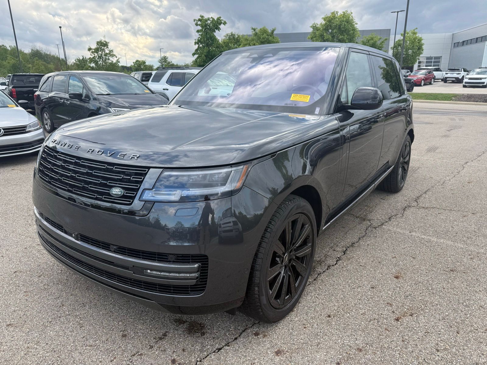 2023 Land Rover Range Rover 3.0 SE LWB 7's photo