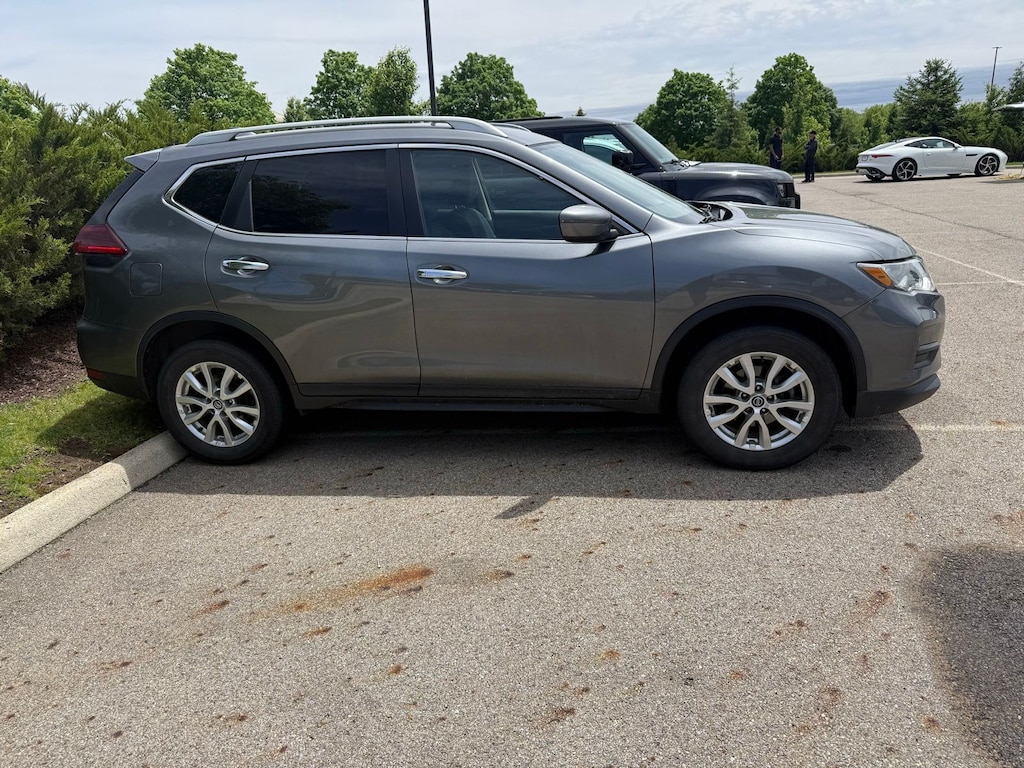 Used 2019 Nissan Rogue S SUV