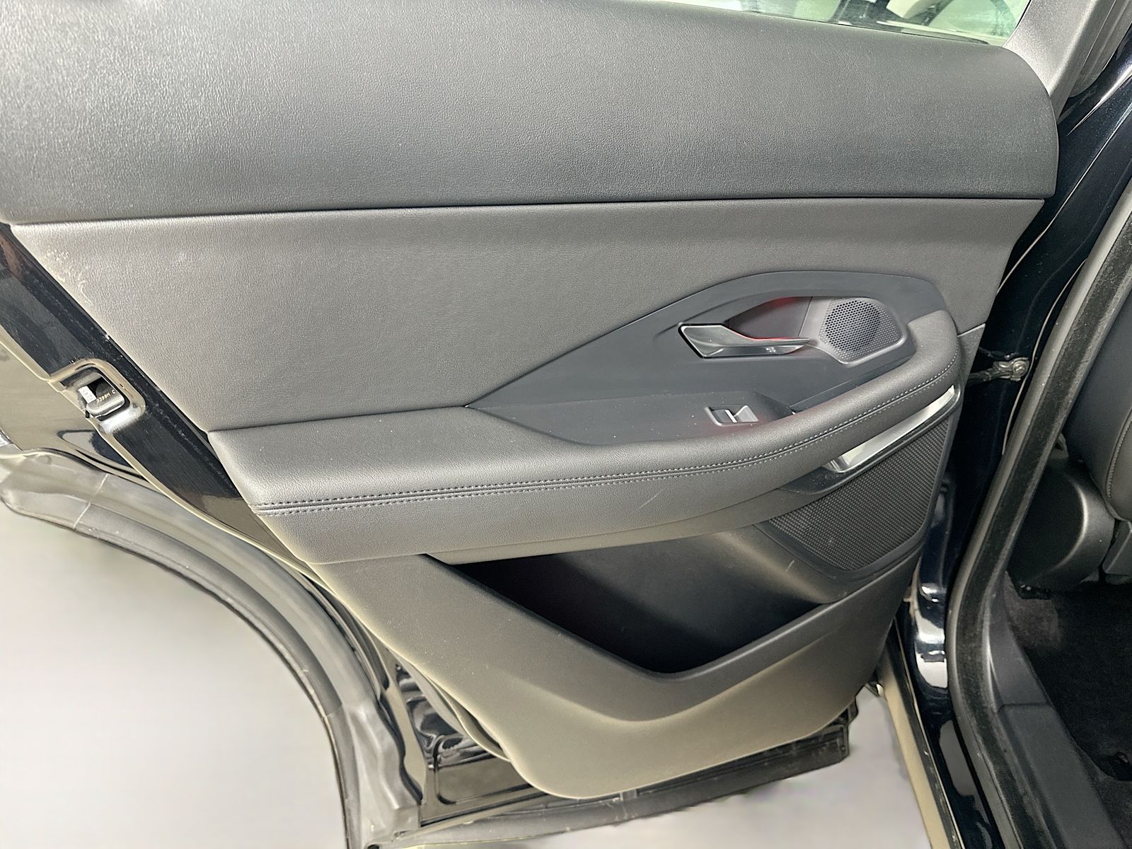 Photo 32