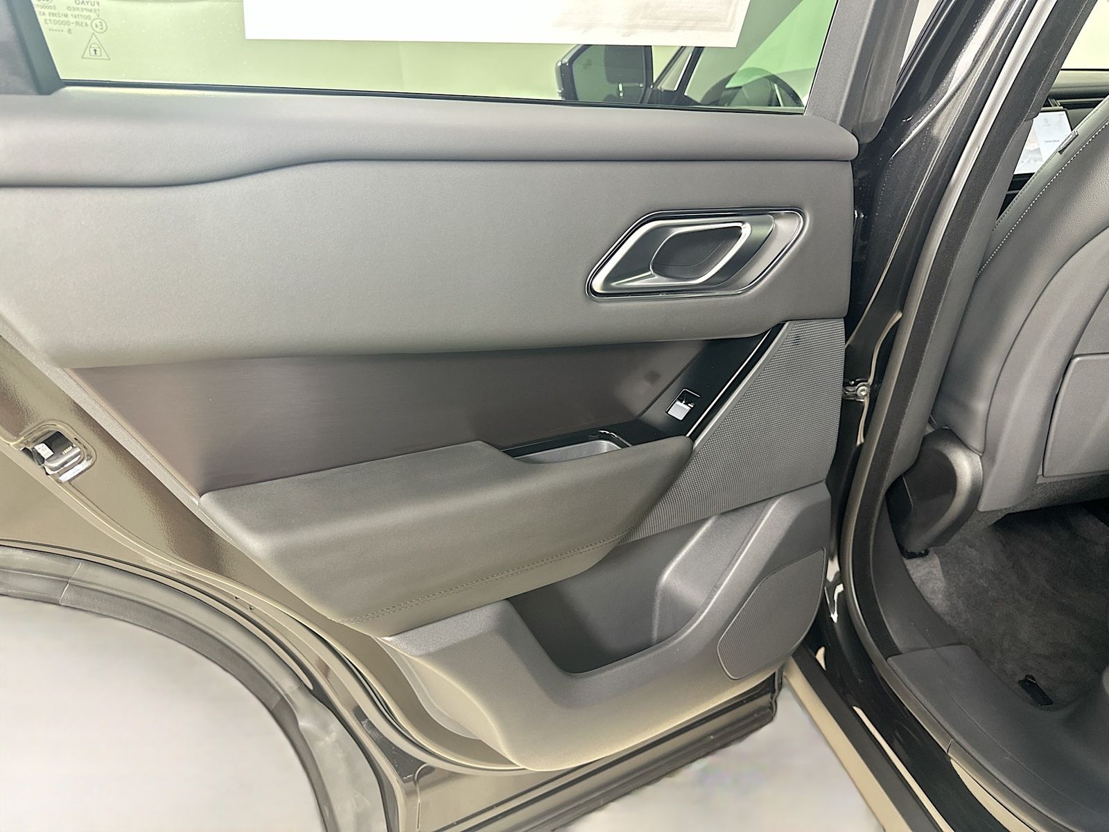 2026 Land Rover Range Rover Velar Dynamic SE - Photo 36