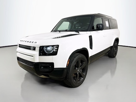 2024 Land Rover Defender 130 X-Dynamic SE SUV