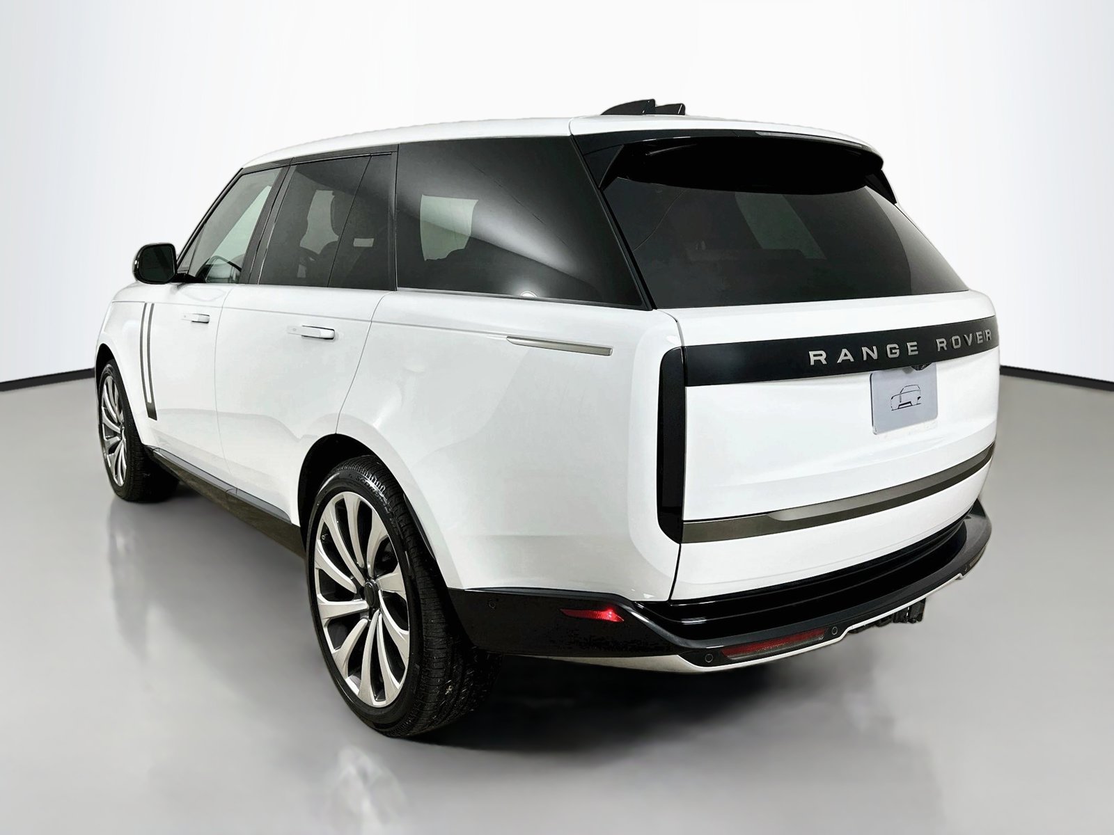 2026 Land Rover Range Rover SE - Photo 7