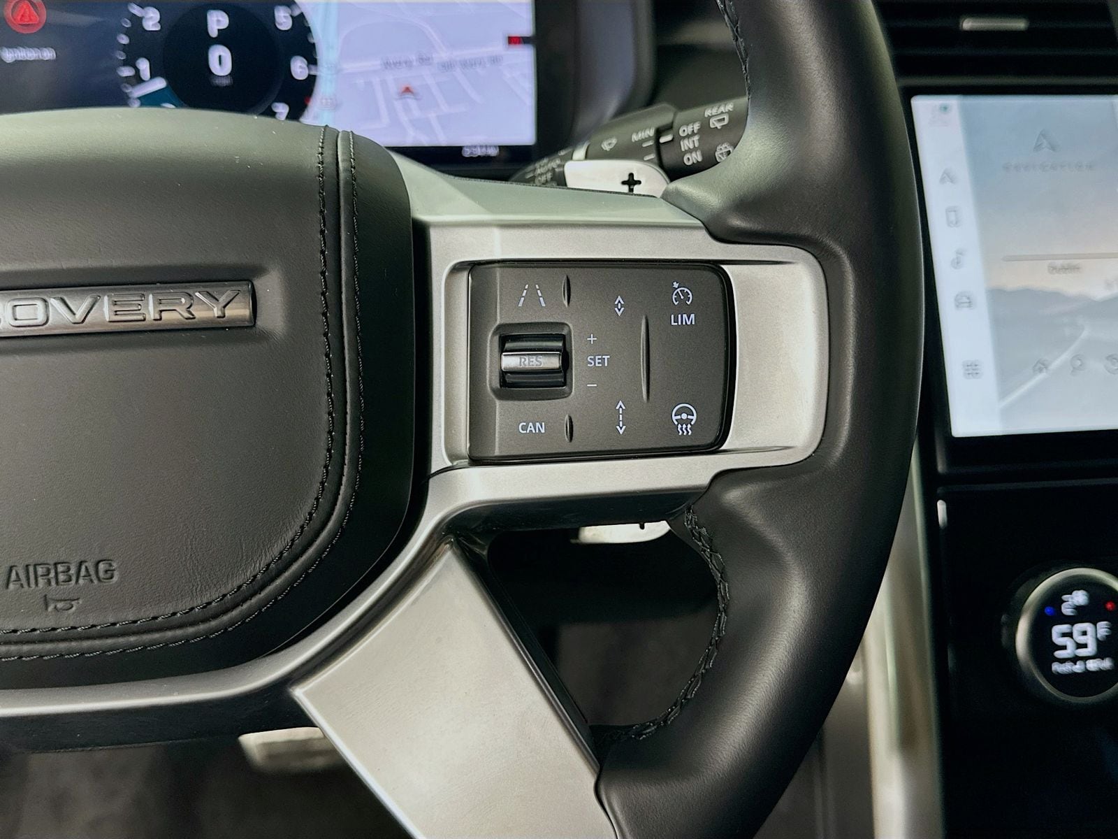 2025 Land Rover Discovery Metropolitan Edition - Photo 21