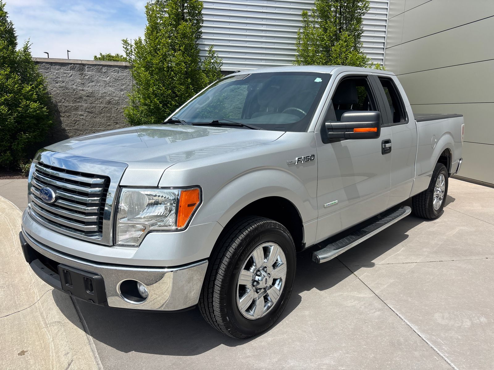 2011 Ford F-150 XLT SuperCab 145-in's photo