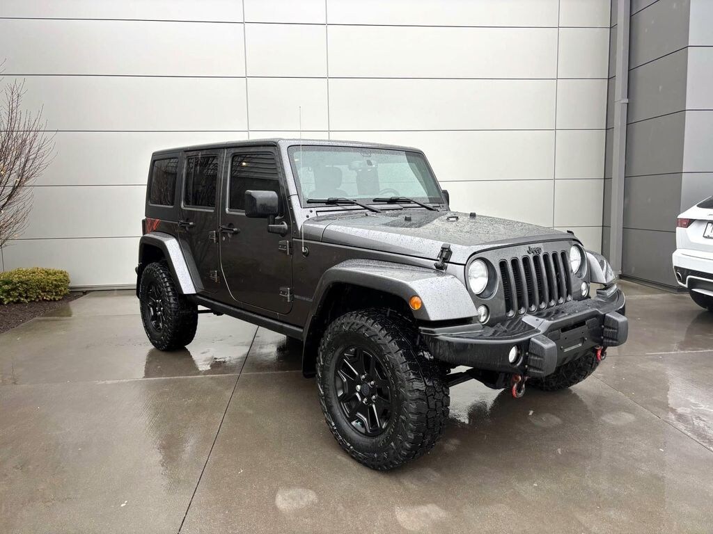 Used 2016 Jeep Wrangler Unlimited Sahara SUV