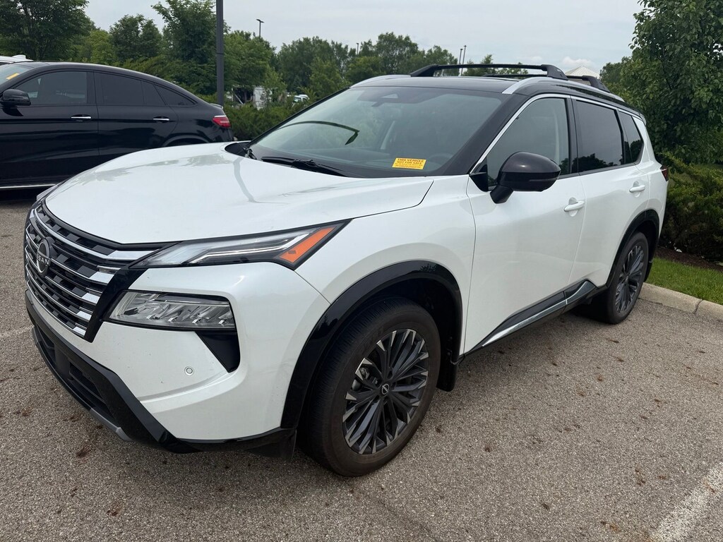 Used 2025 Nissan Rogue Platinum SUV