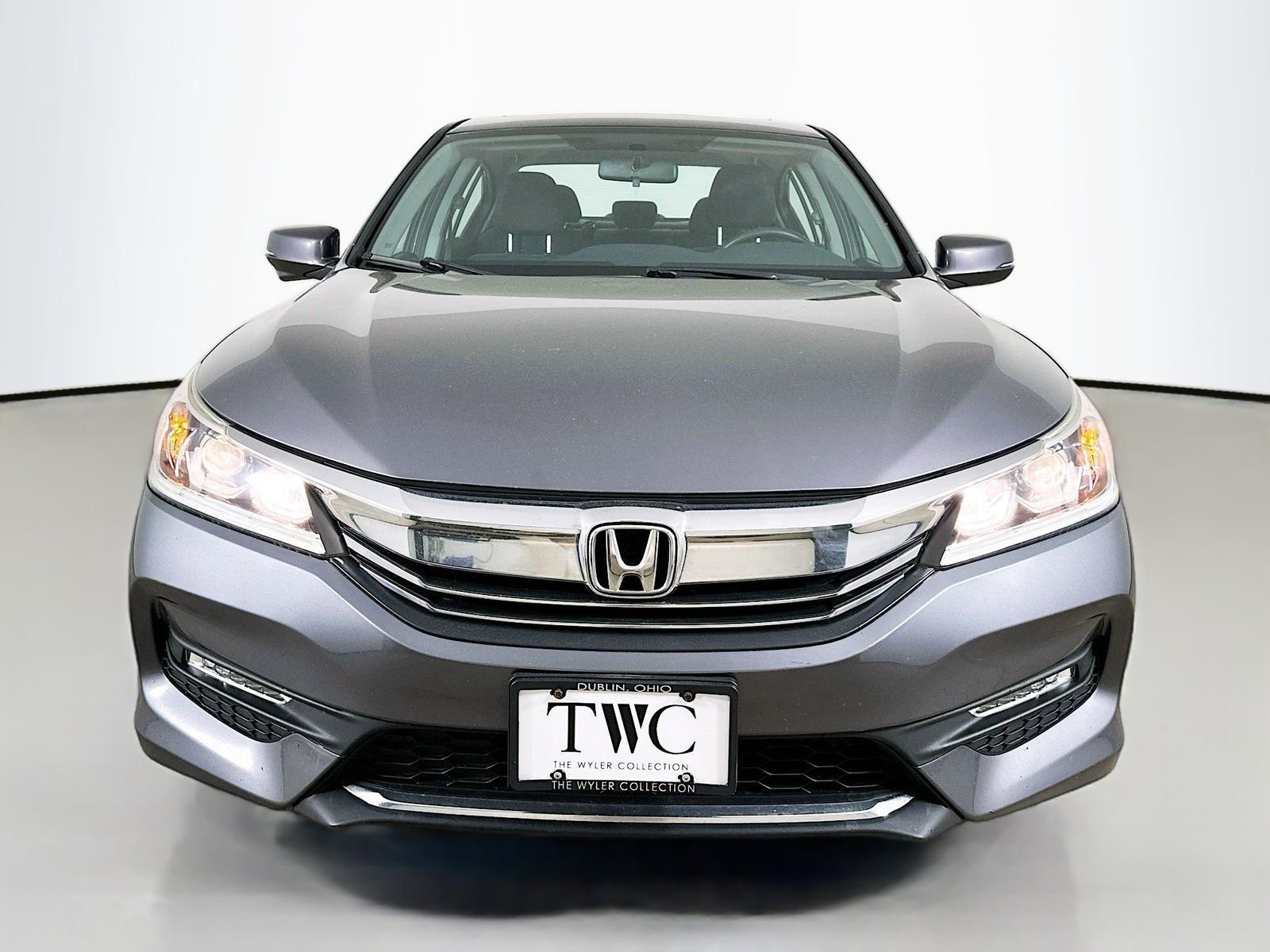 Used 2016 Honda Accord EX with VIN 1HGCR2F70GA248046 for sale in Dublin, OH