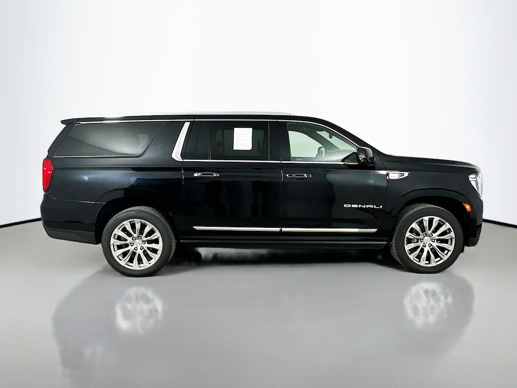 Used 2021 GMC Yukon XL Denali SUV