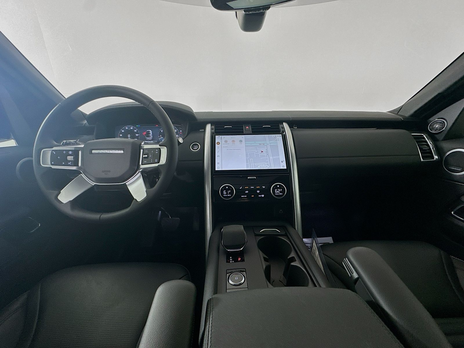 2025 Land Rover Discovery S - Photo 15