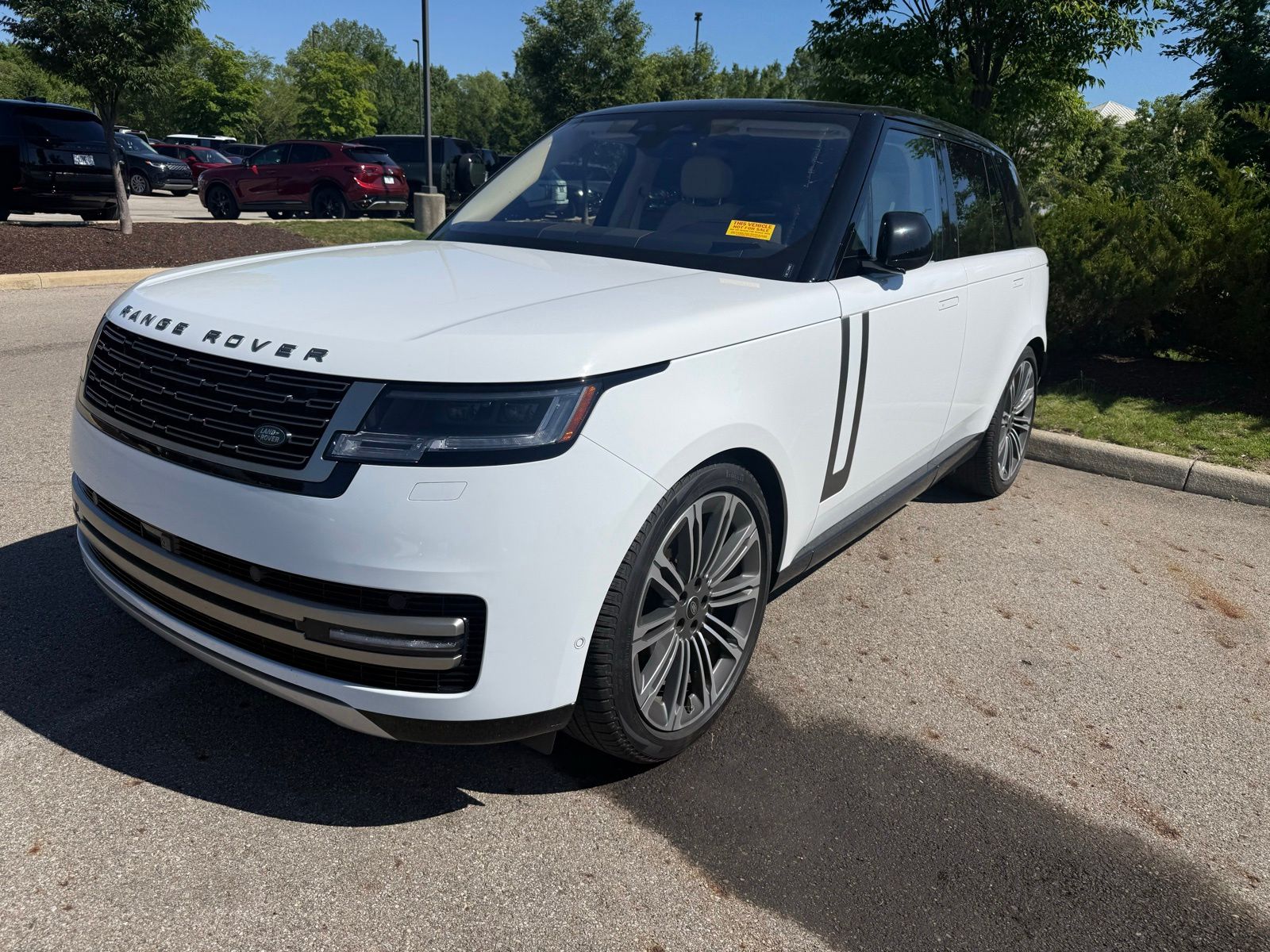 2023 Land Rover Range Rover 3.0 SE SWB's photo