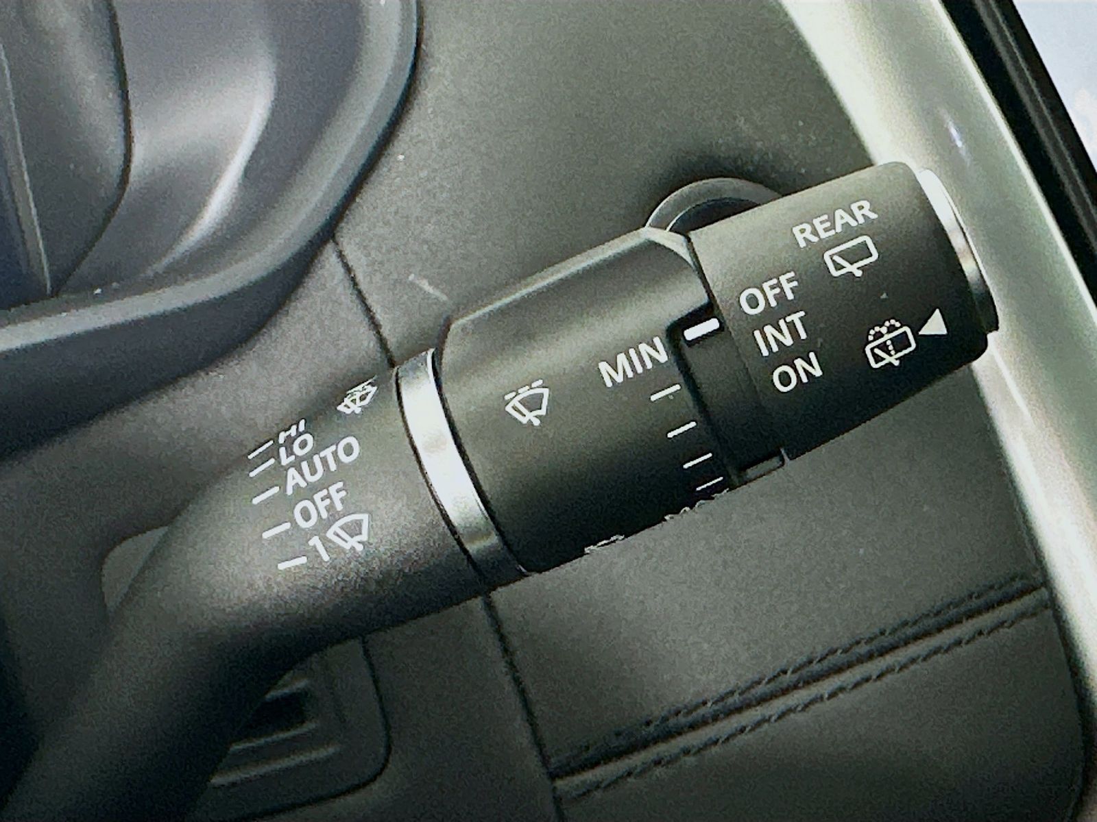 2025 Land Rover Discovery S - Photo 22