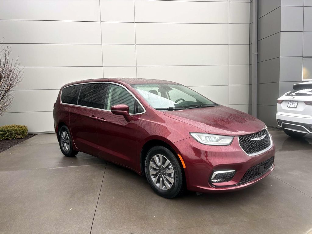 2022 Chrysler Pacifica Hybrid