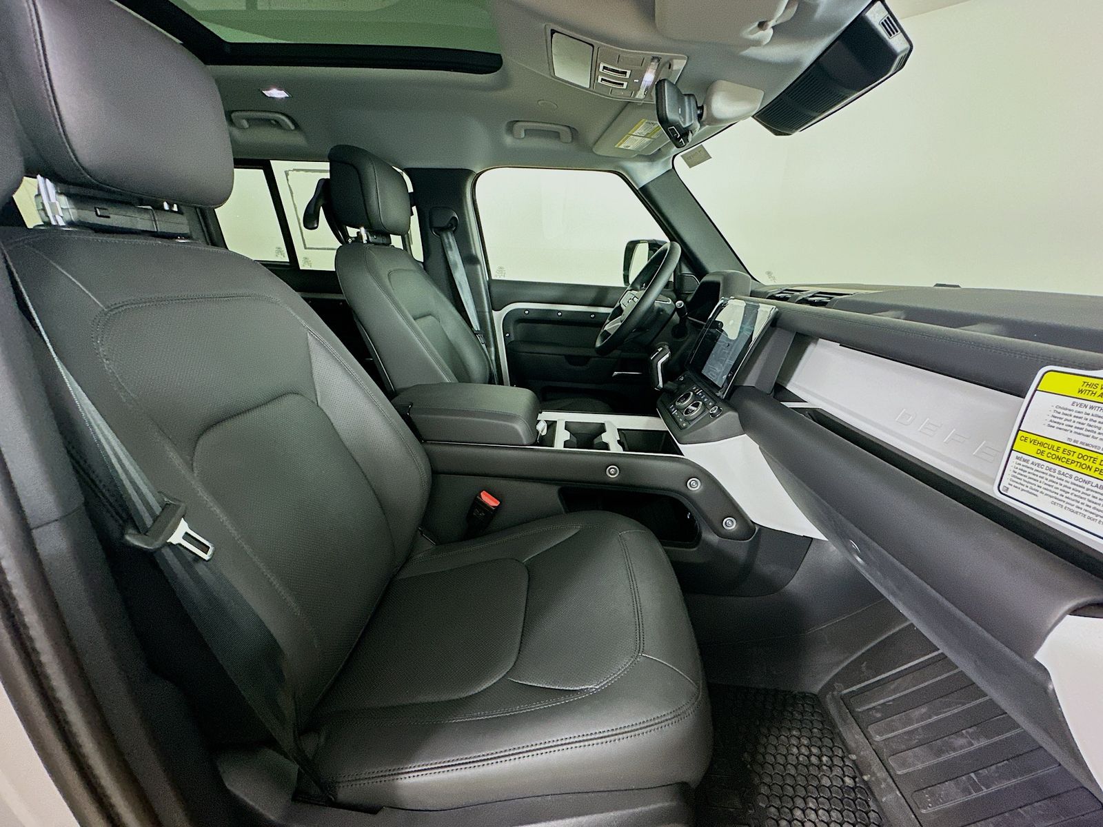 2026 Land Rover Defender S - Photo 44