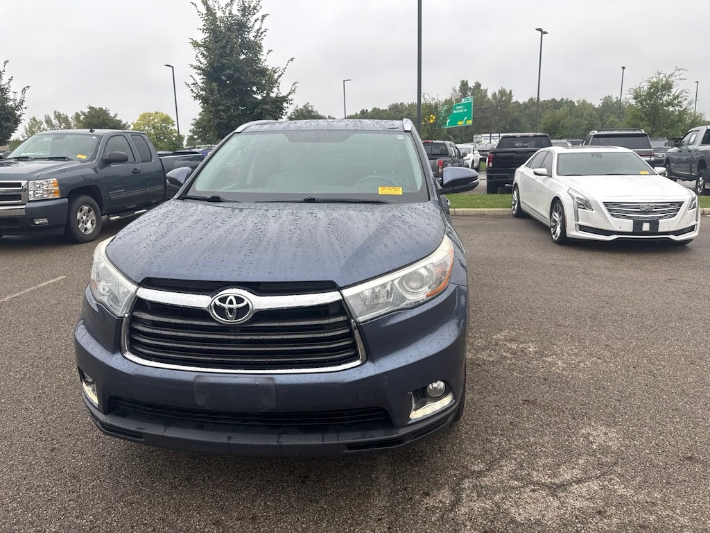 Used 2016 Toyota Highlander Limited SUV
