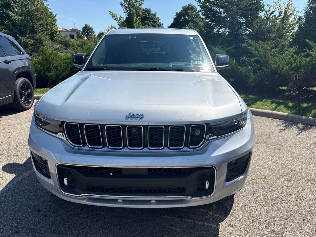 Used 2023 Jeep Grand Cherokee L Overland SUV