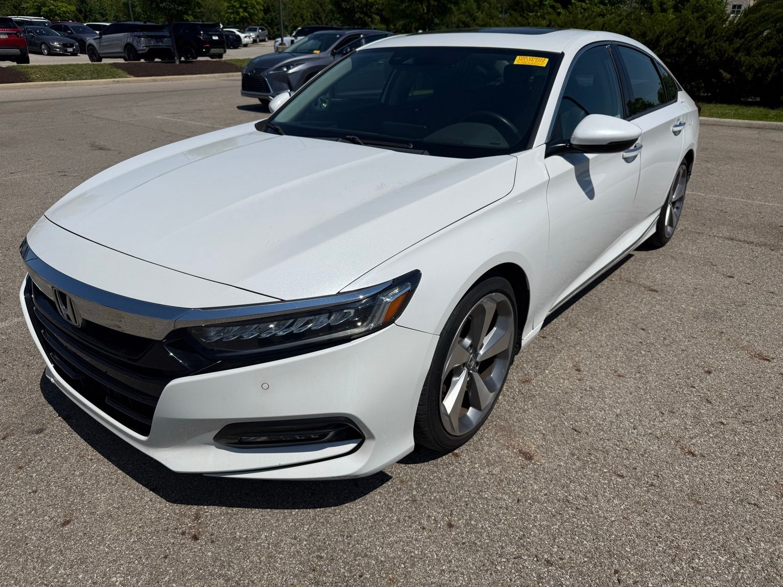 2018 Honda Accord 1.5T Touring Auto's photo