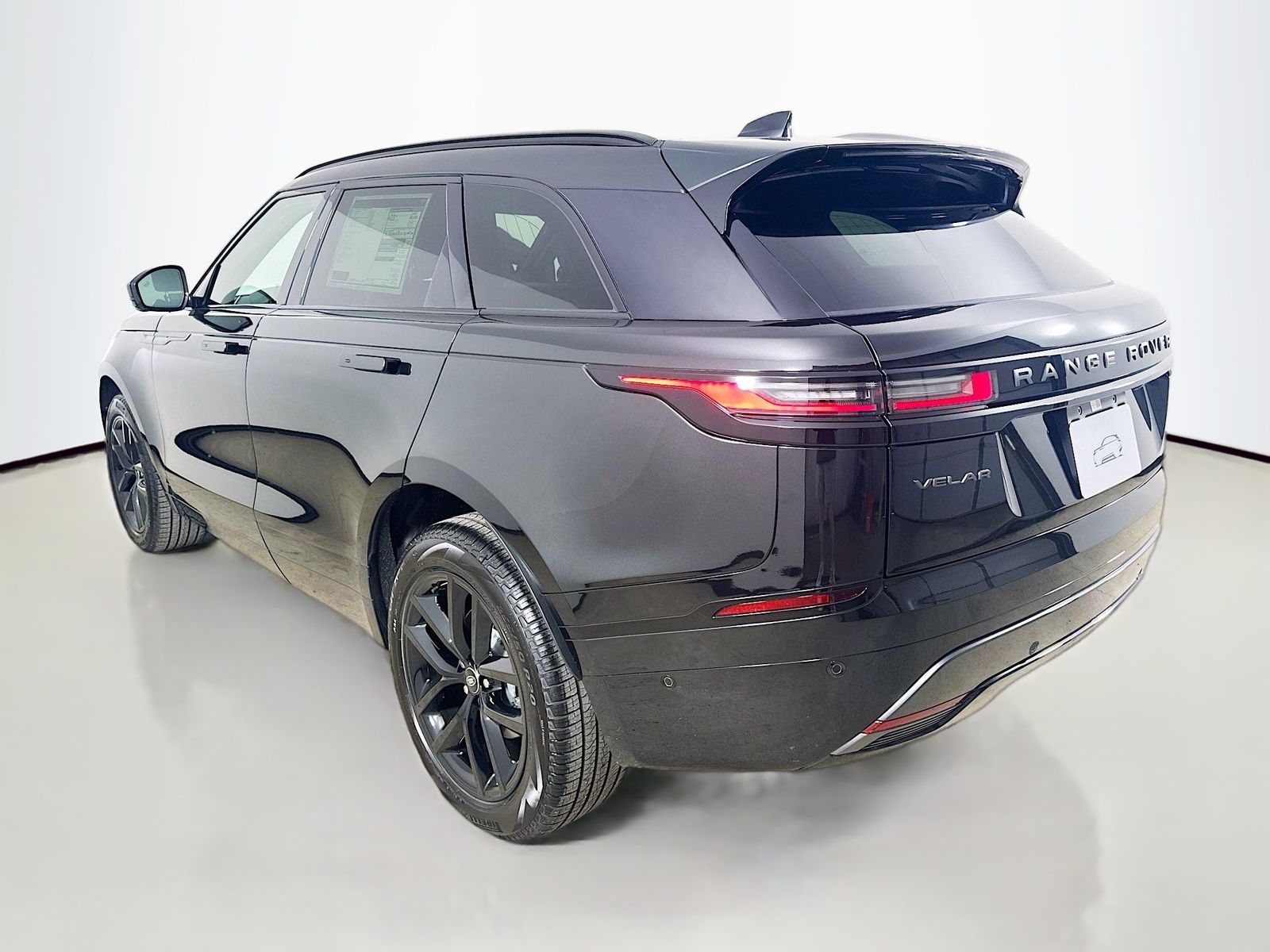 2026 Land Rover Range Rover Velar Dynamic SE - Photo 7