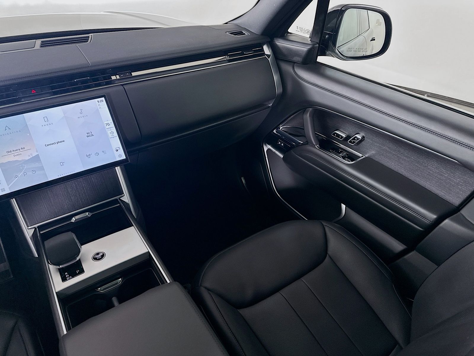 2025 Land Rover Range Rover SE - Photo 22