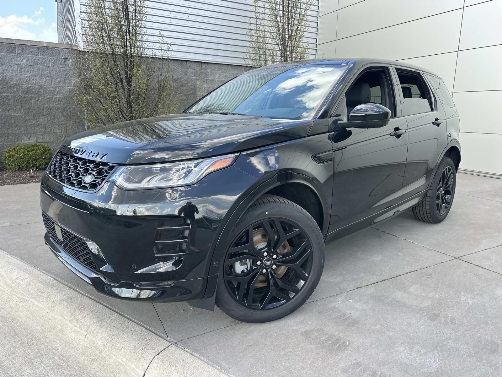 2026 Land Rover Discovery Sport Landmark