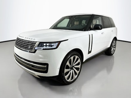 2026 Land Rover Range Rover SE SUV