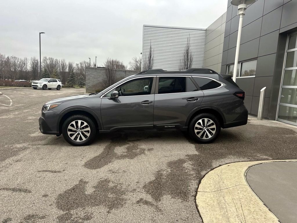 Used 2020 Subaru Outback Premium SUV